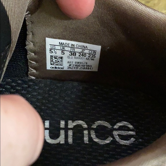 Adidas Alpha 3 Bounce Shoes - Picture 5 of 5